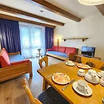 Alpenlandhof Apartment Bad Kleinkirchheim